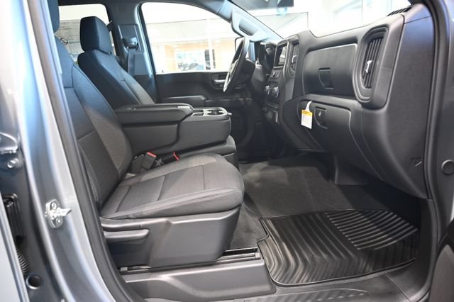 New 2026 Chevrolet Silverado 2500 Custom w/ Custom Value Package AWD/4WD image 11
