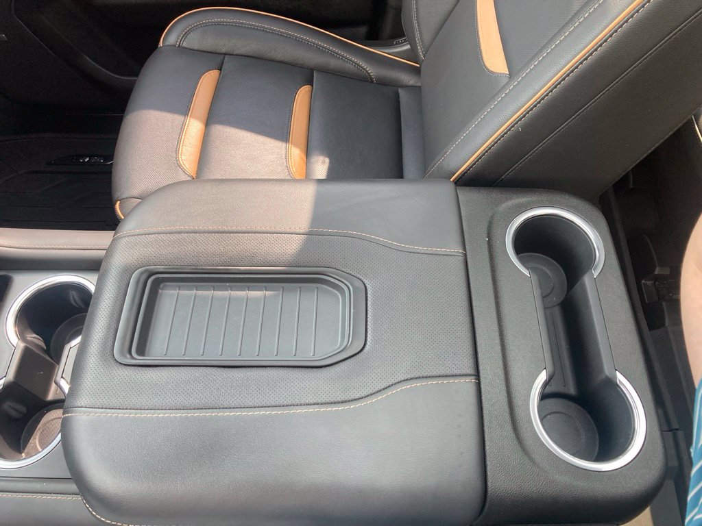 Certified 2023 GMC Yukon AT4 w/ LPO, Floor Liner Package AWD/4WD image 45