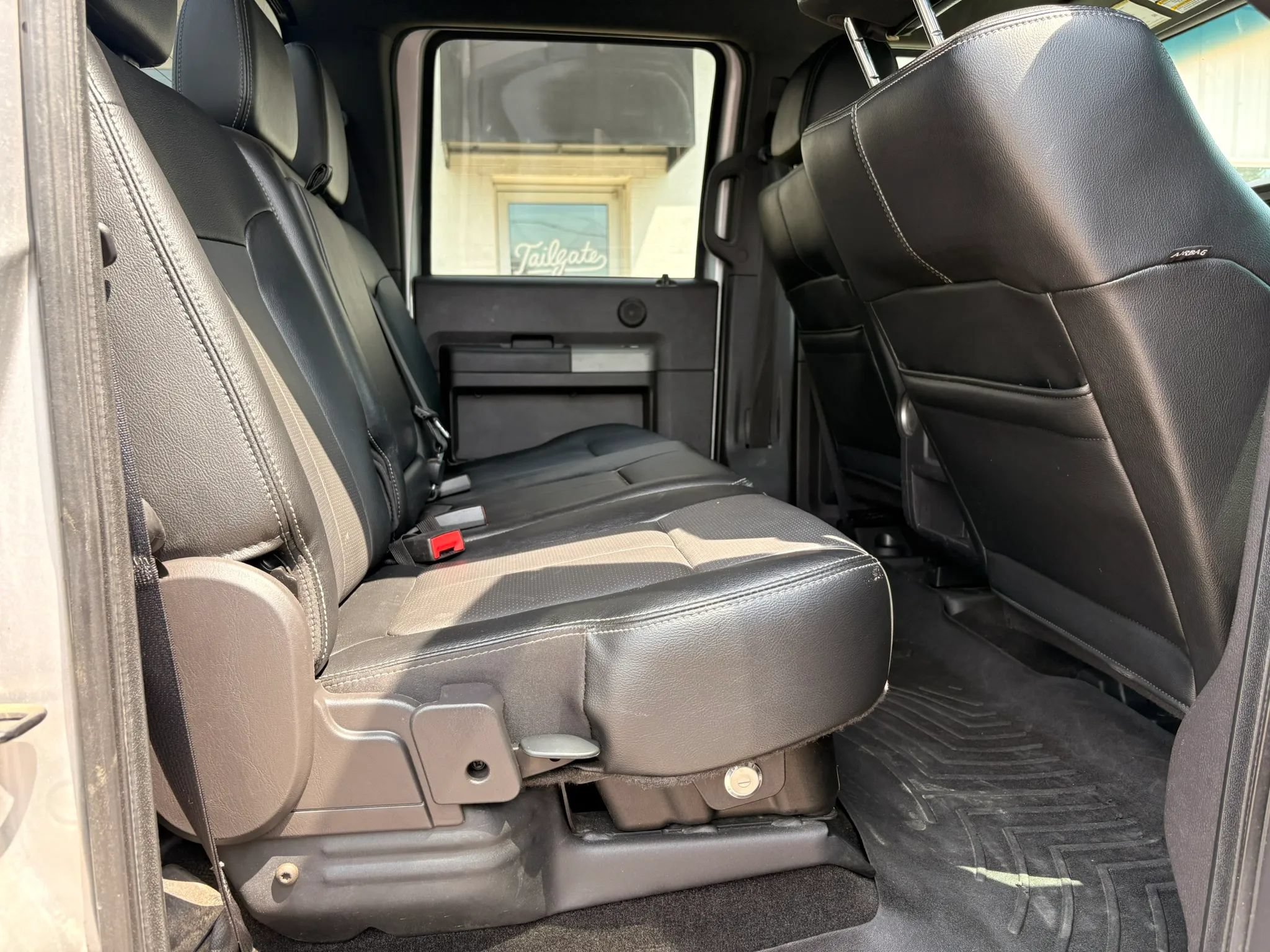 Used 2016 Ford F250 Lariat w/ Chrome Package AWD/4WD image 10