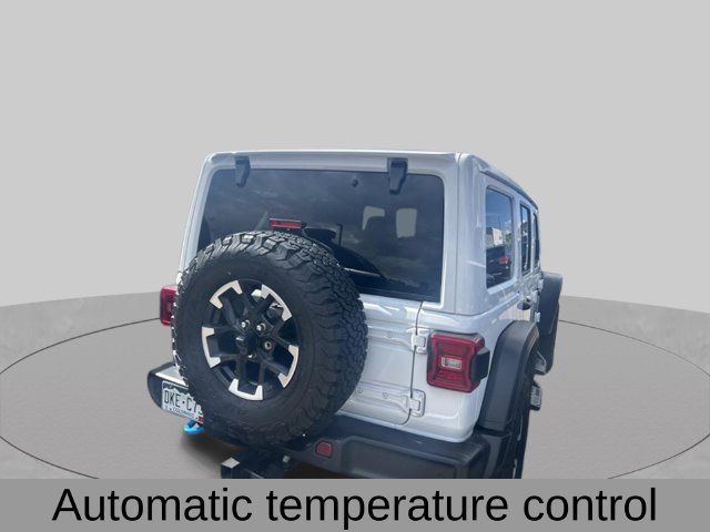 Used 2025 Jeep Wrangler Unlimited Rubicon 4xe w/ Safety Group AWD/4WD image 7