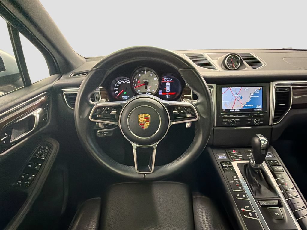 Certified 2015 Porsche Macan S AWD/4WD image 24