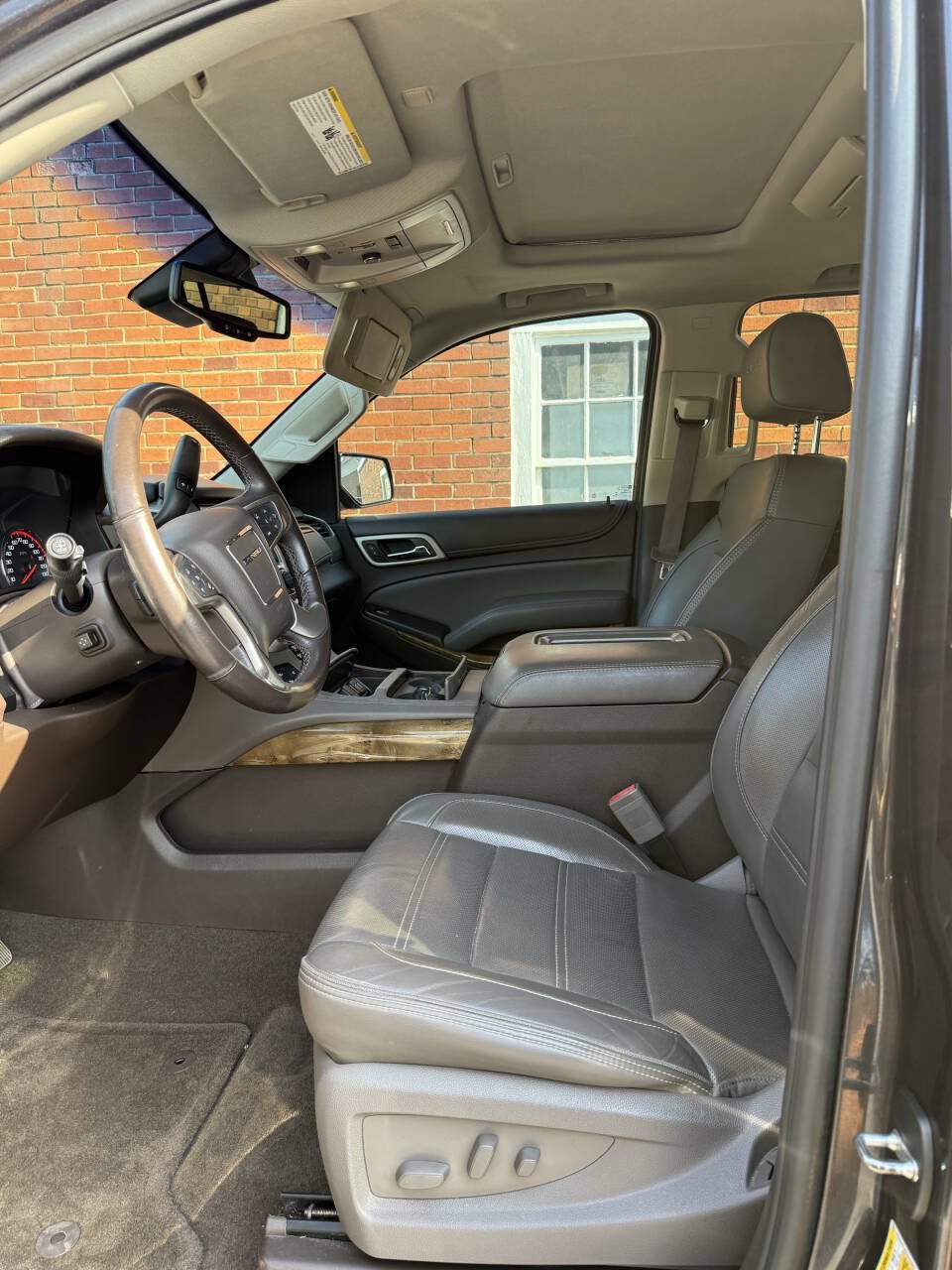 Used 2016 GMC Yukon XL Denali w/ Open Road Package AWD/4WD image 7