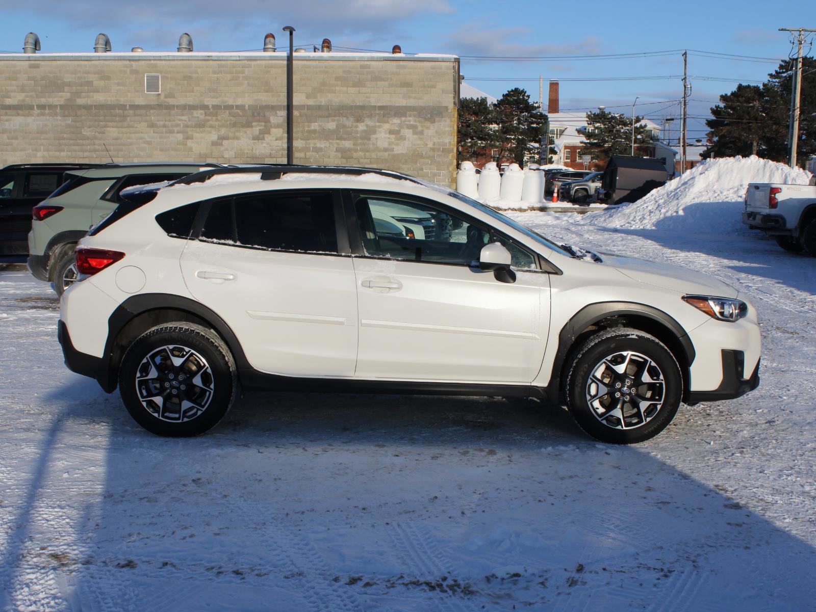 Used 2019 Subaru Crosstrek 2.0i Premium w/ Eyesight System image 4
