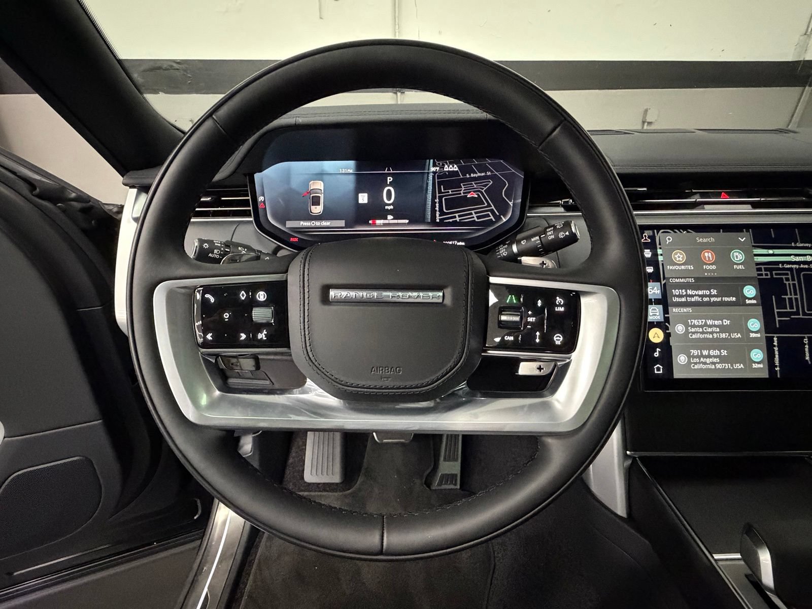 Used 2025 Land Rover Range Rover SE AWD/4WD image 27