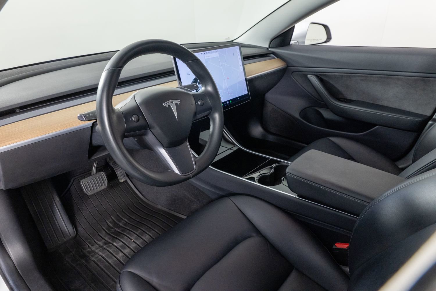 Used 2018 Tesla Model 3 Long Range image 12