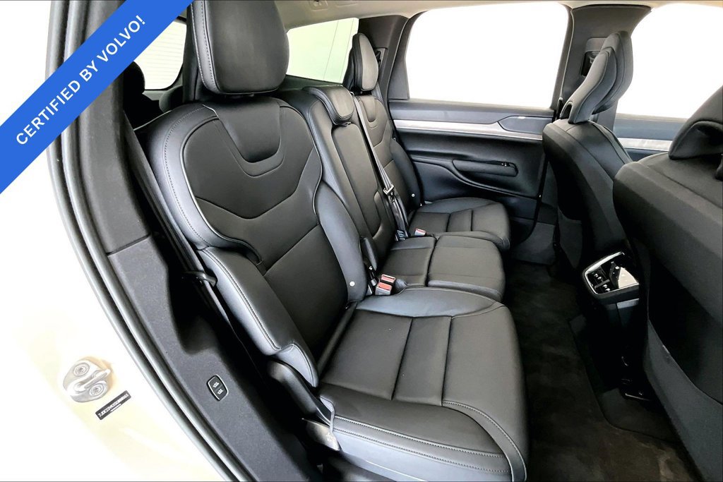 Used 2025 Volvo EX90 Plus AWD/4WD image 31