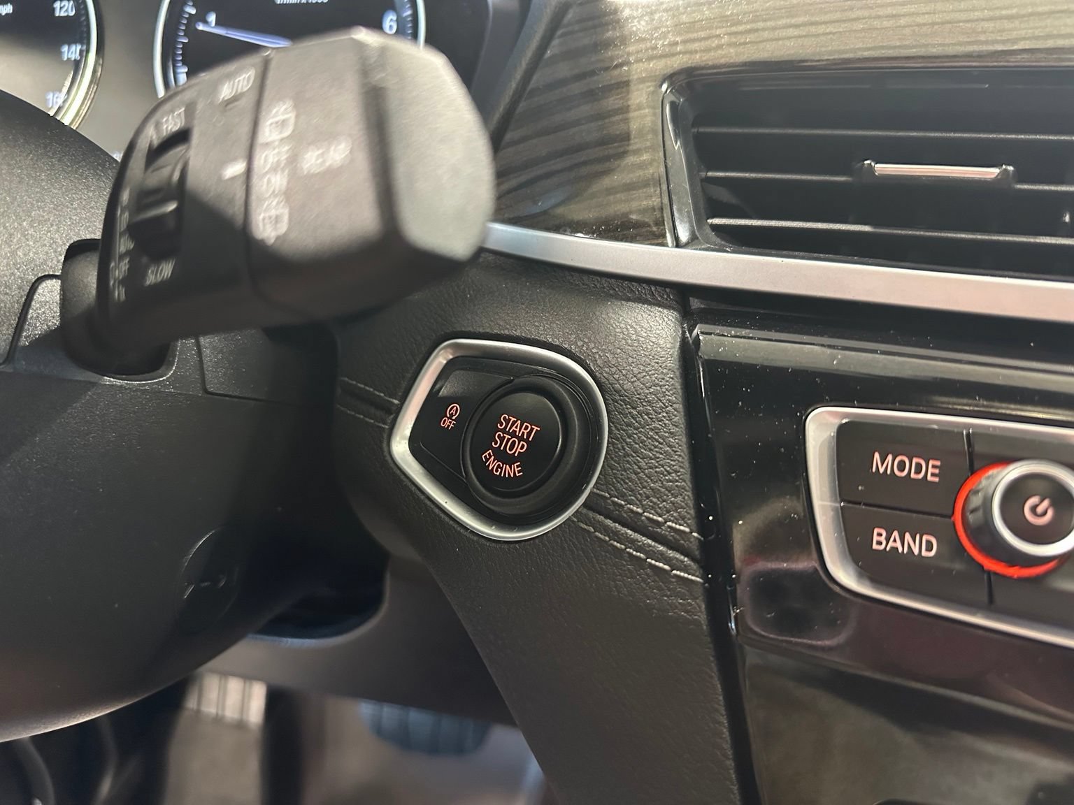 Used 2022 BMW X1 sDrive28i w/ Convenience Package FWD image 23