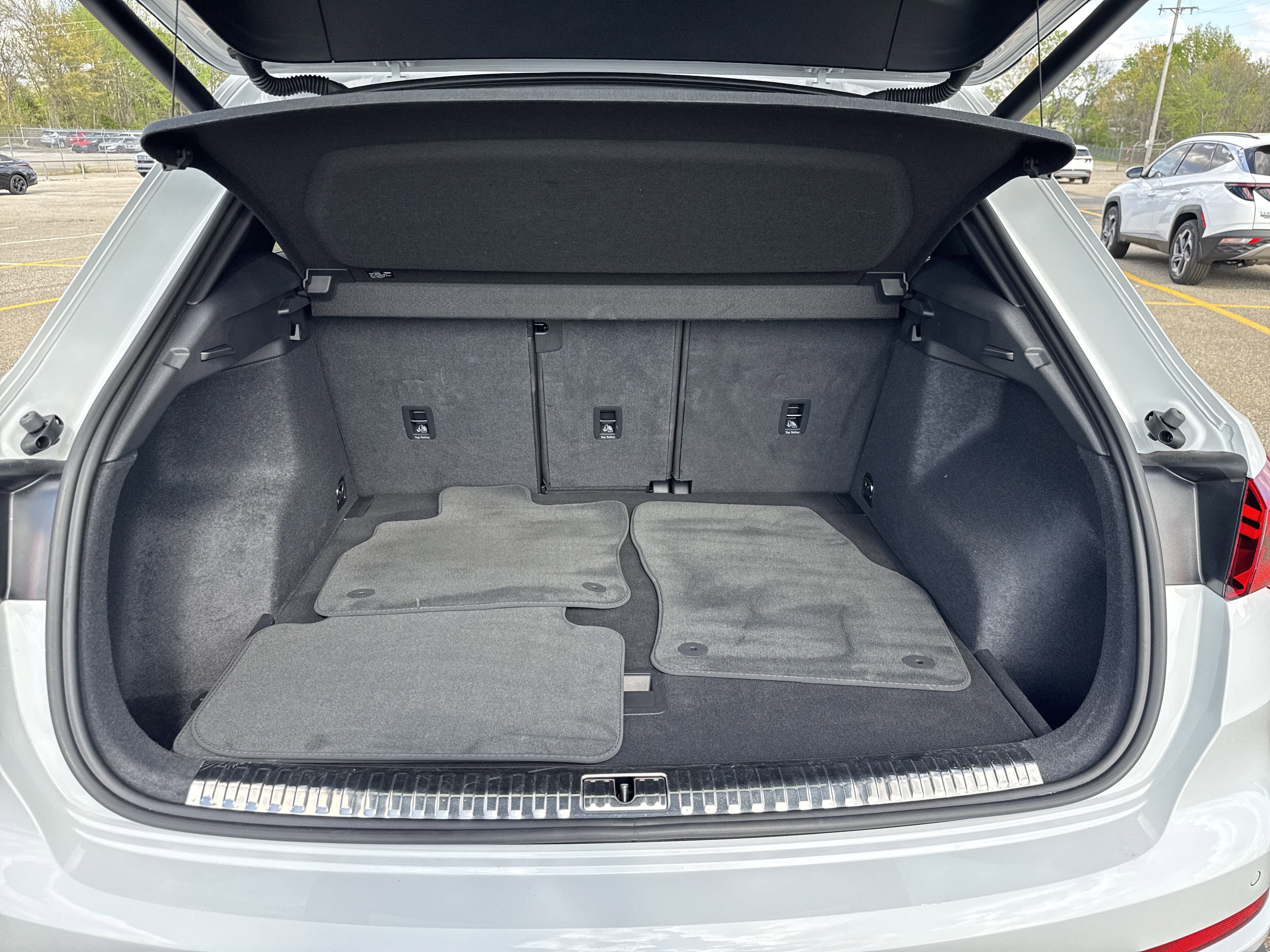 Certified 2023 Audi Q3 2.0T Premium Plus AWD/4WD image 8