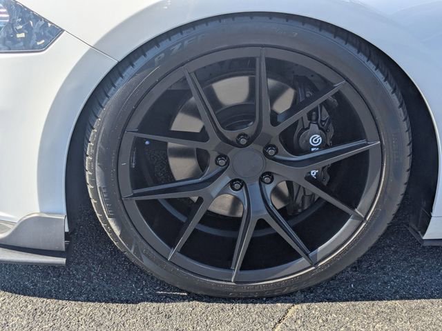Used 2018 Ford Mustang GT Premium RWD image 18