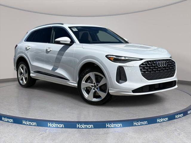 Certified 2025 Audi Q5 Premium w/ Premium Plus AWD/4WD image 2