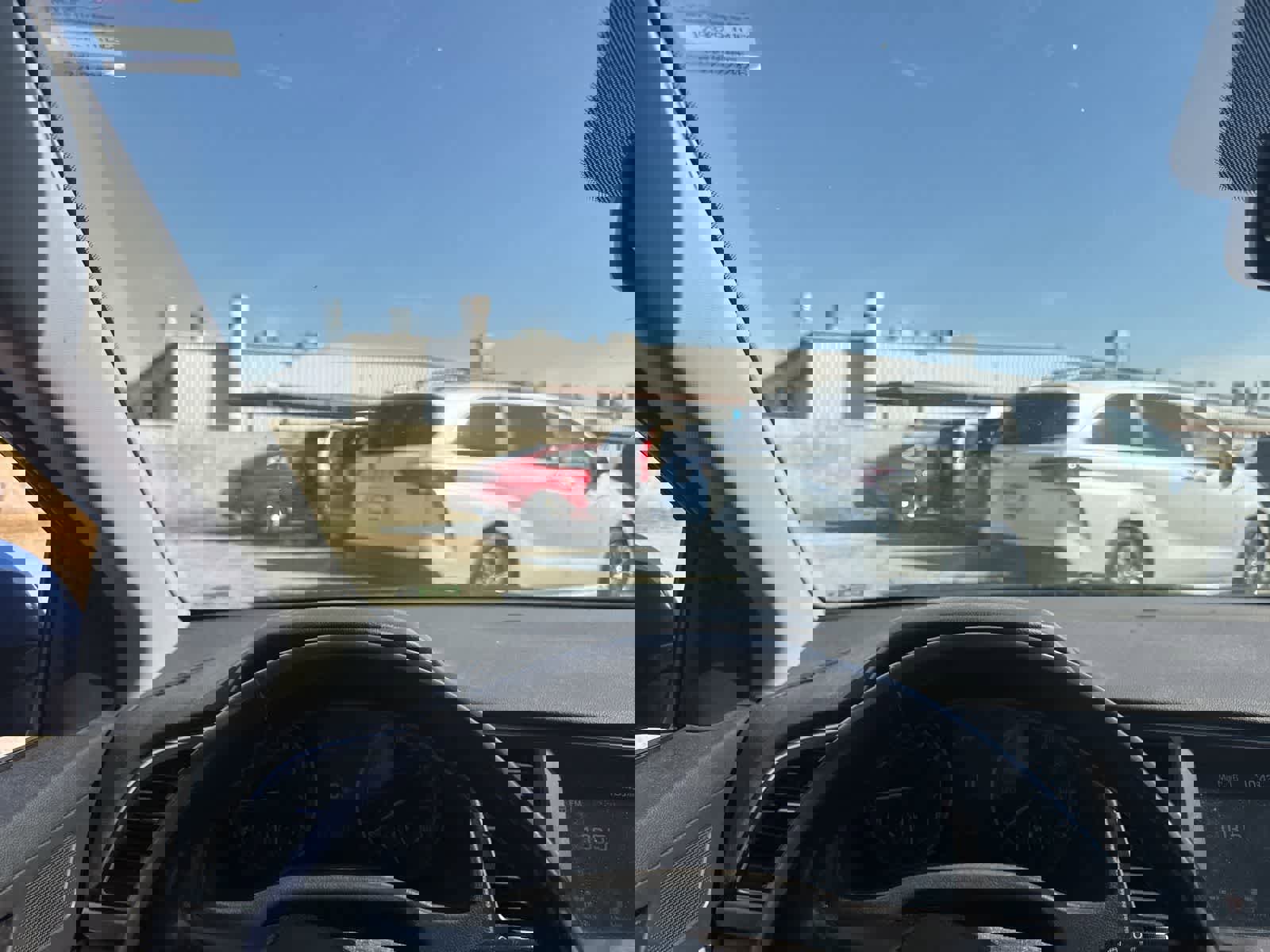 Used 2017 Hyundai Elantra Limited image 21