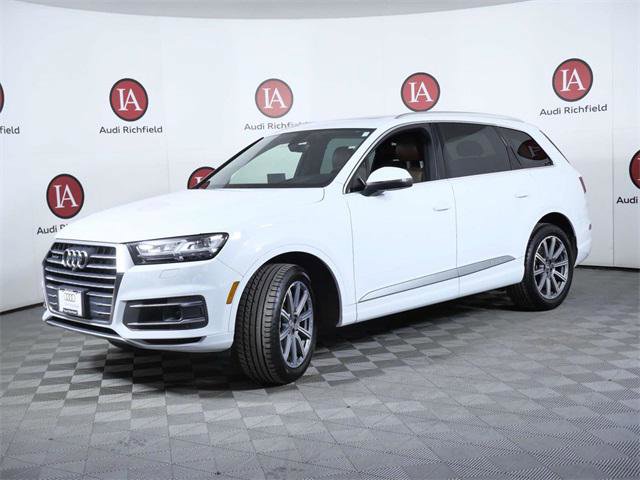 Used 2017 Audi Q7 3.0T Prestige image 4