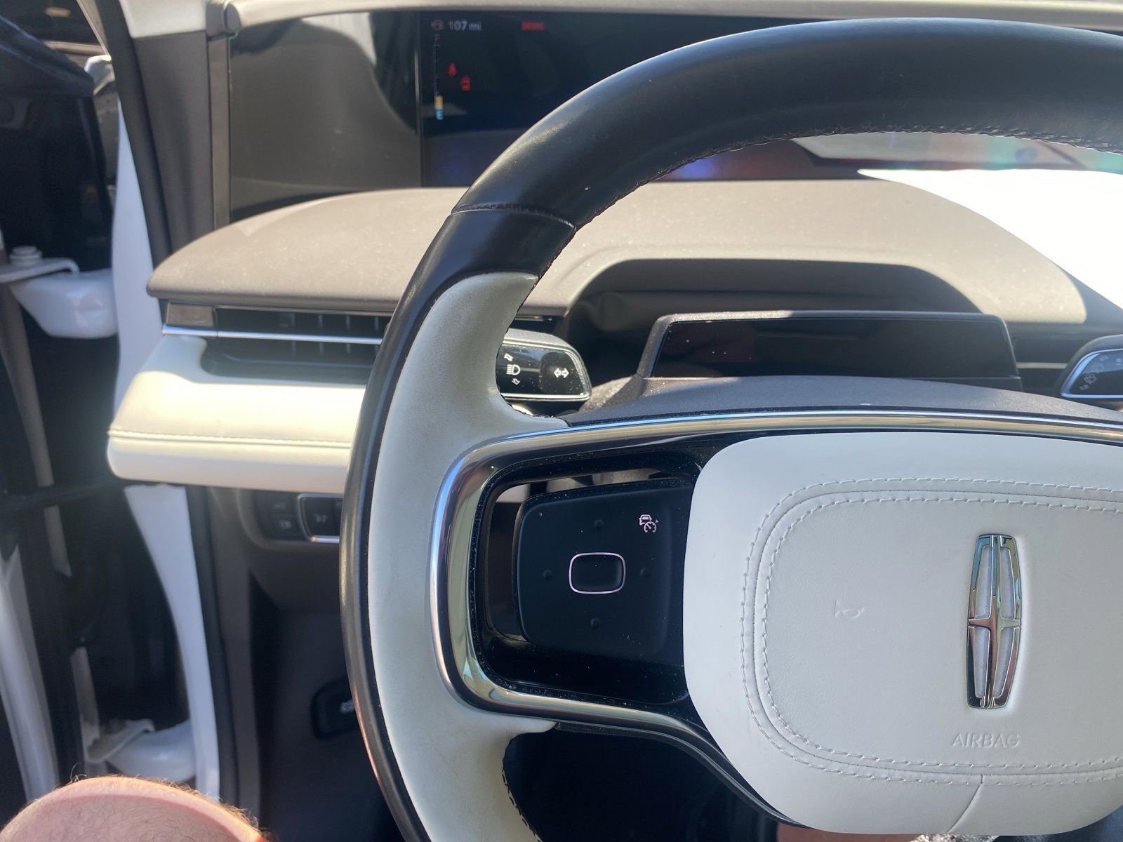 Used 2024 Lincoln Nautilus Black Label image 13