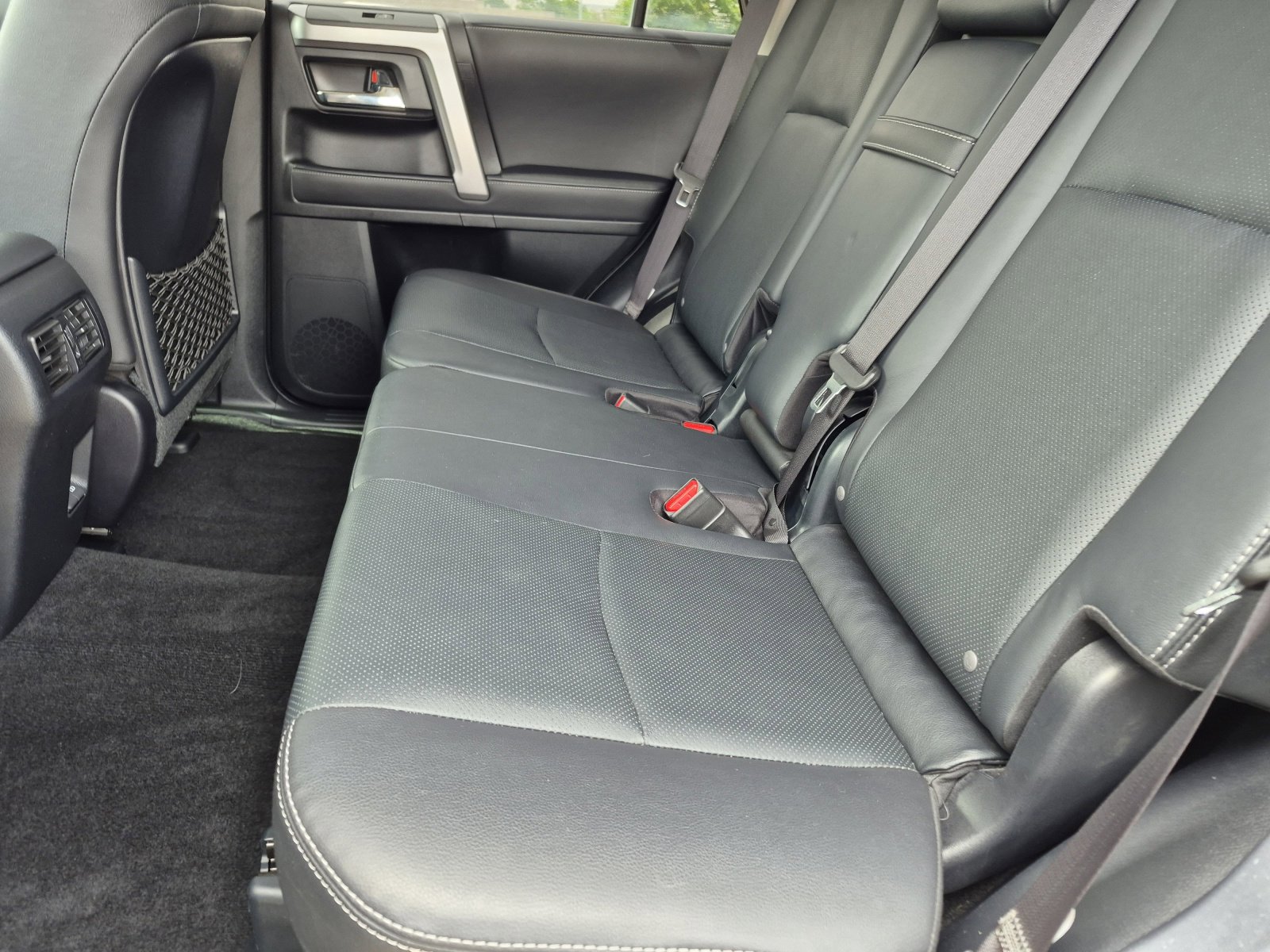 Used 2023 Toyota 4Runner Limited AWD/4WD image 17