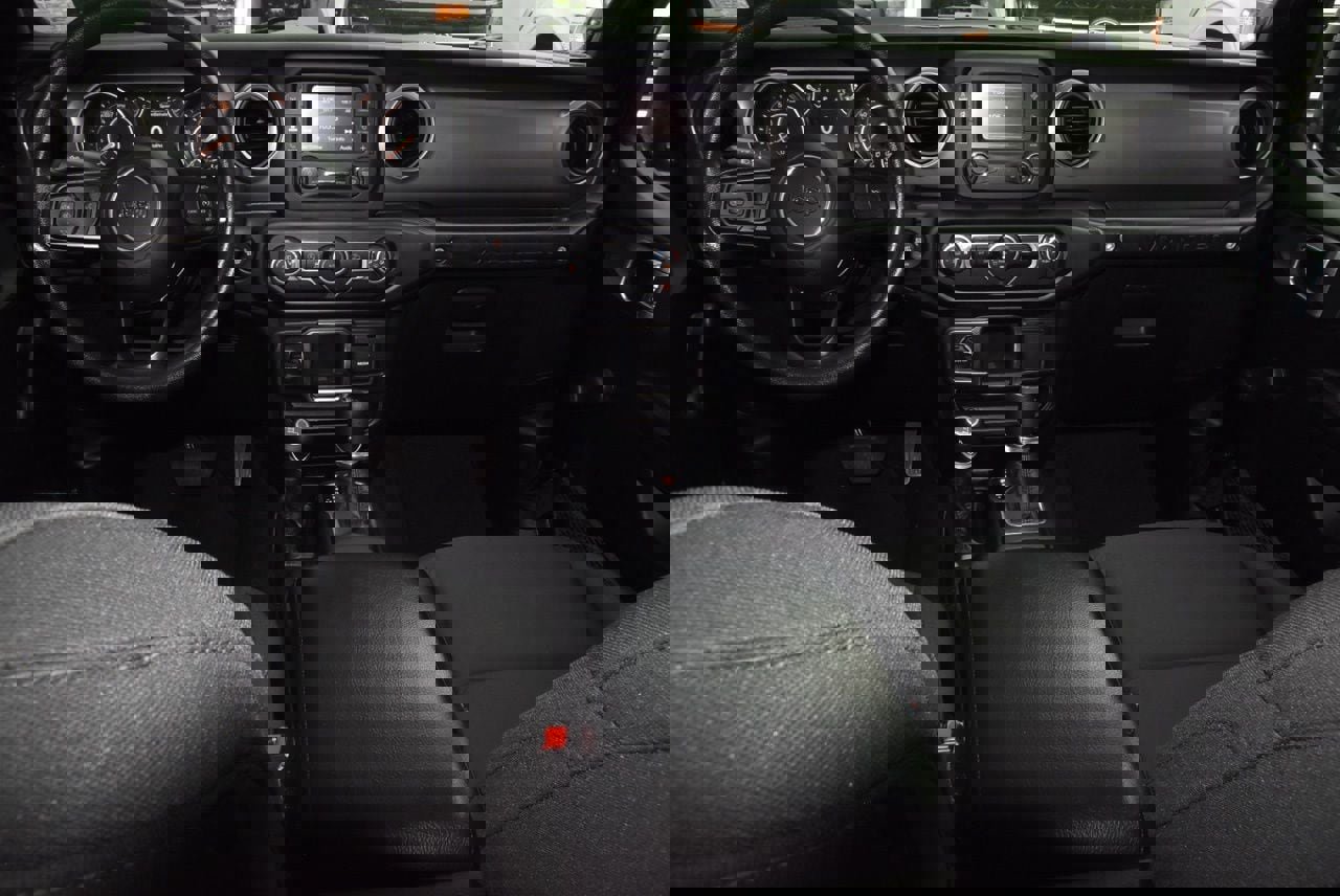 Used 2021 Jeep Wrangler Unlimited Sport AWD/4WD image 16