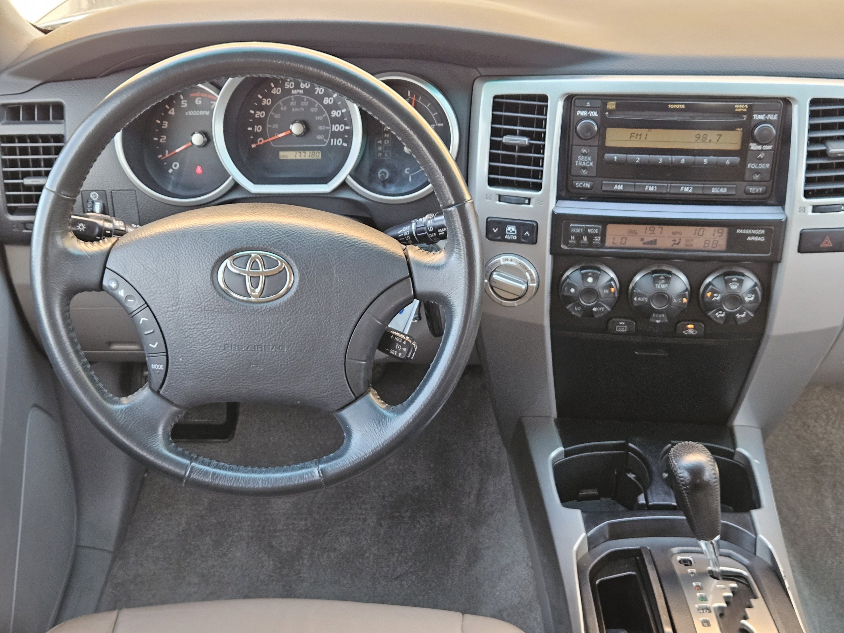 Used 2007 Toyota 4Runner SR5 AWD/4WD image 23