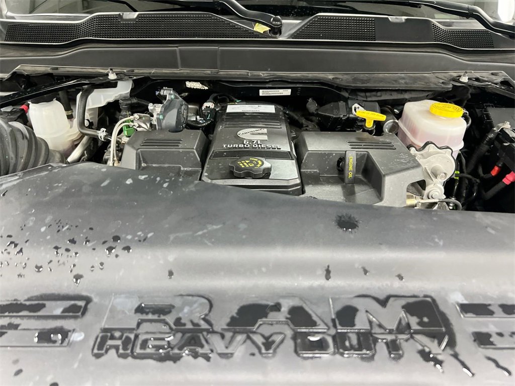 Used 2024 RAM 3500 Limited w/ Safety Group image 24