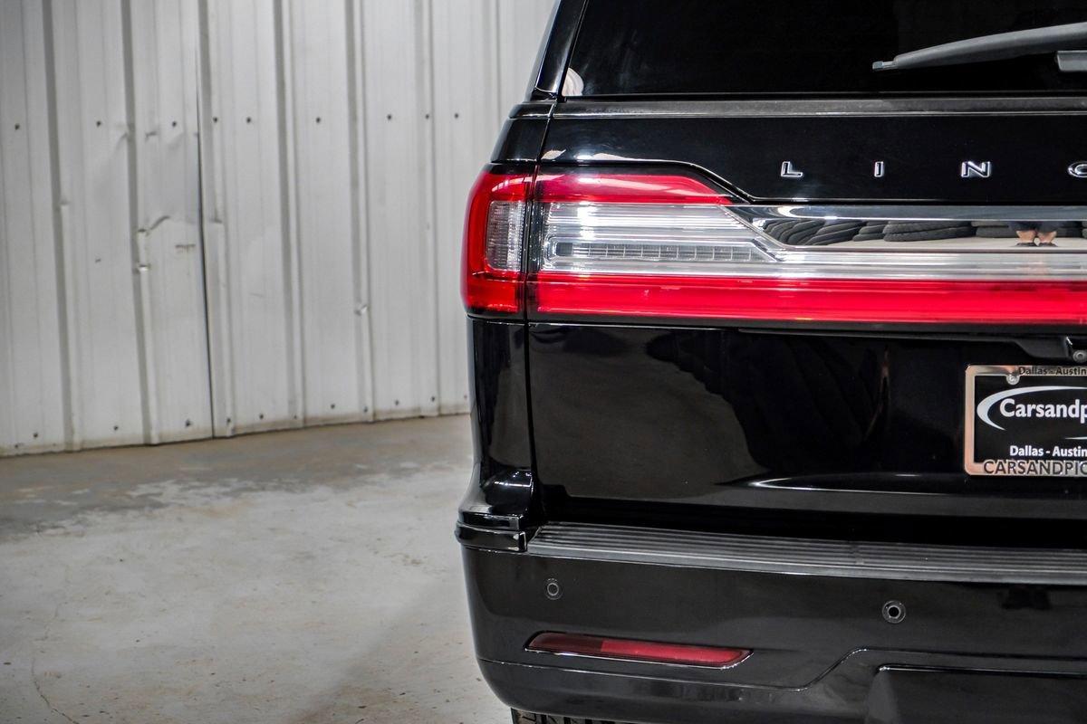 Used 2020 Lincoln Navigator Black Label w/ Cargo Convenience Package AWD/4WD image 54