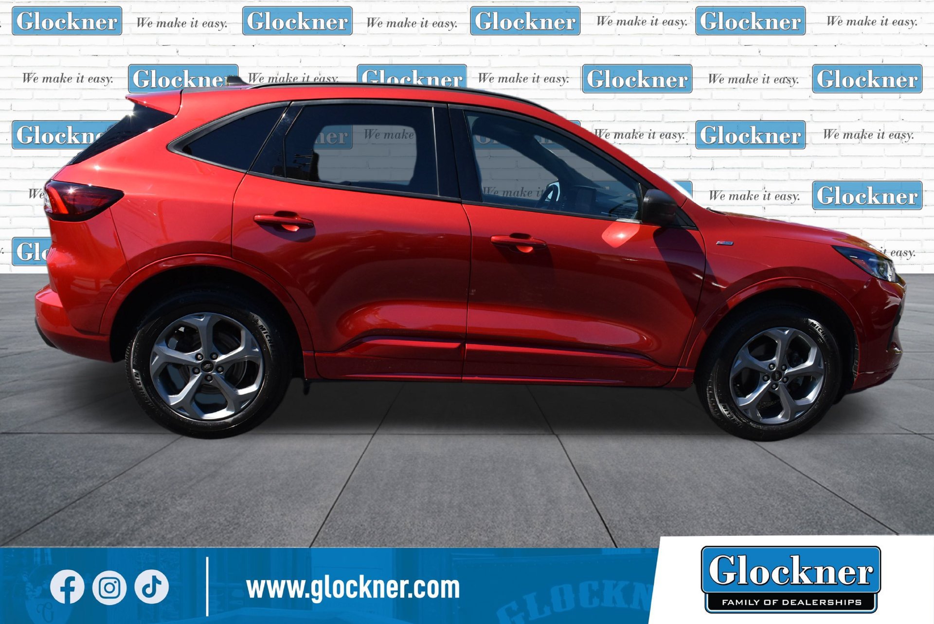 Used 2024 Ford Escape ST-Line w/ Tech Pack #1 AWD/4WD image 4