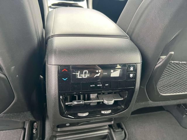 Used 2023 Jeep Grand Cherokee L Laredo AWD/4WD image 31