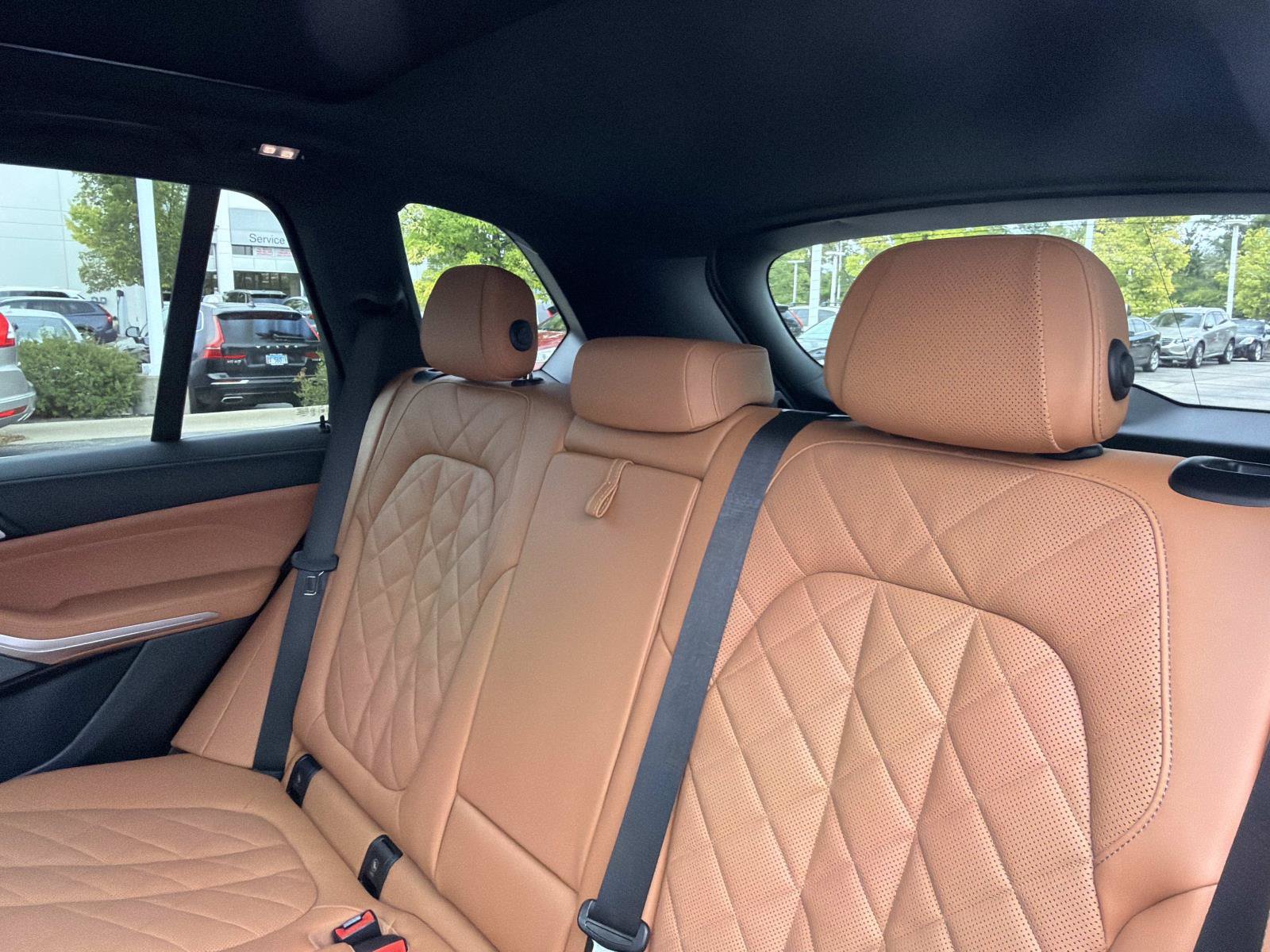 Certified 2024 BMW X5 xDrive50e w/ Premium Package AWD/4WD image 26