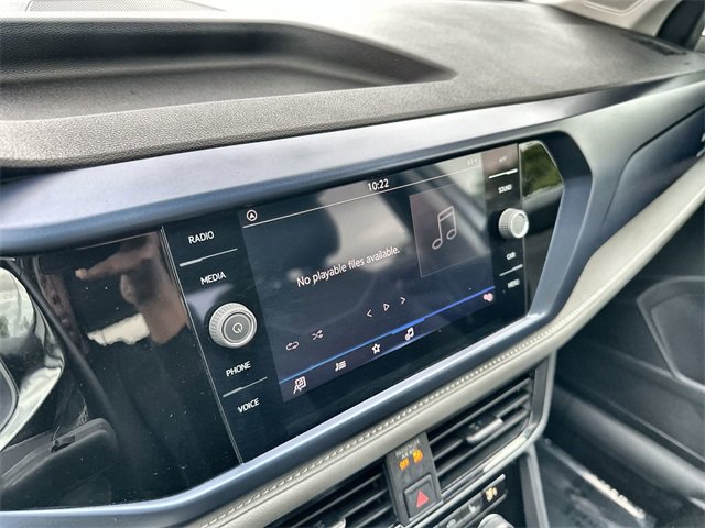 Used 2024 Volkswagen Taos SE image 12