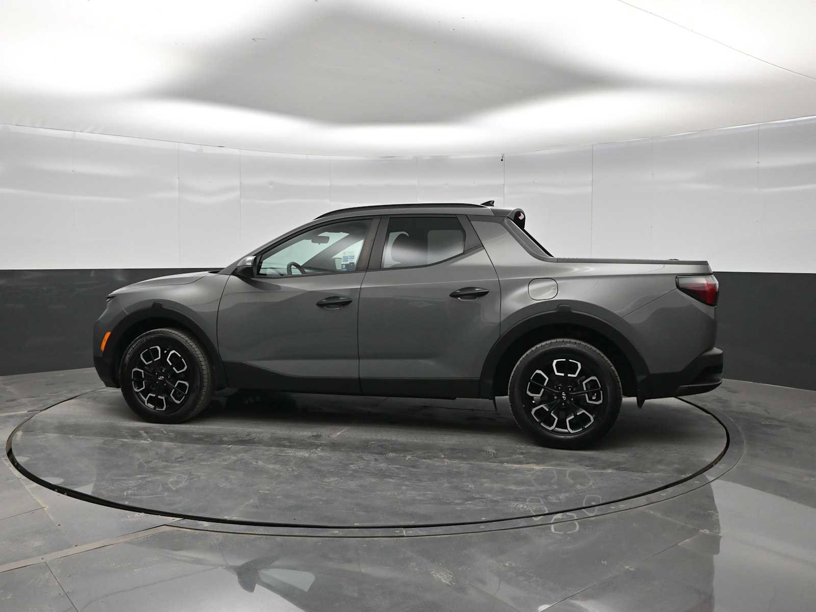 Used 2023 Hyundai Santa Cruz SEL w/ Activity Package AWD/4WD image 5