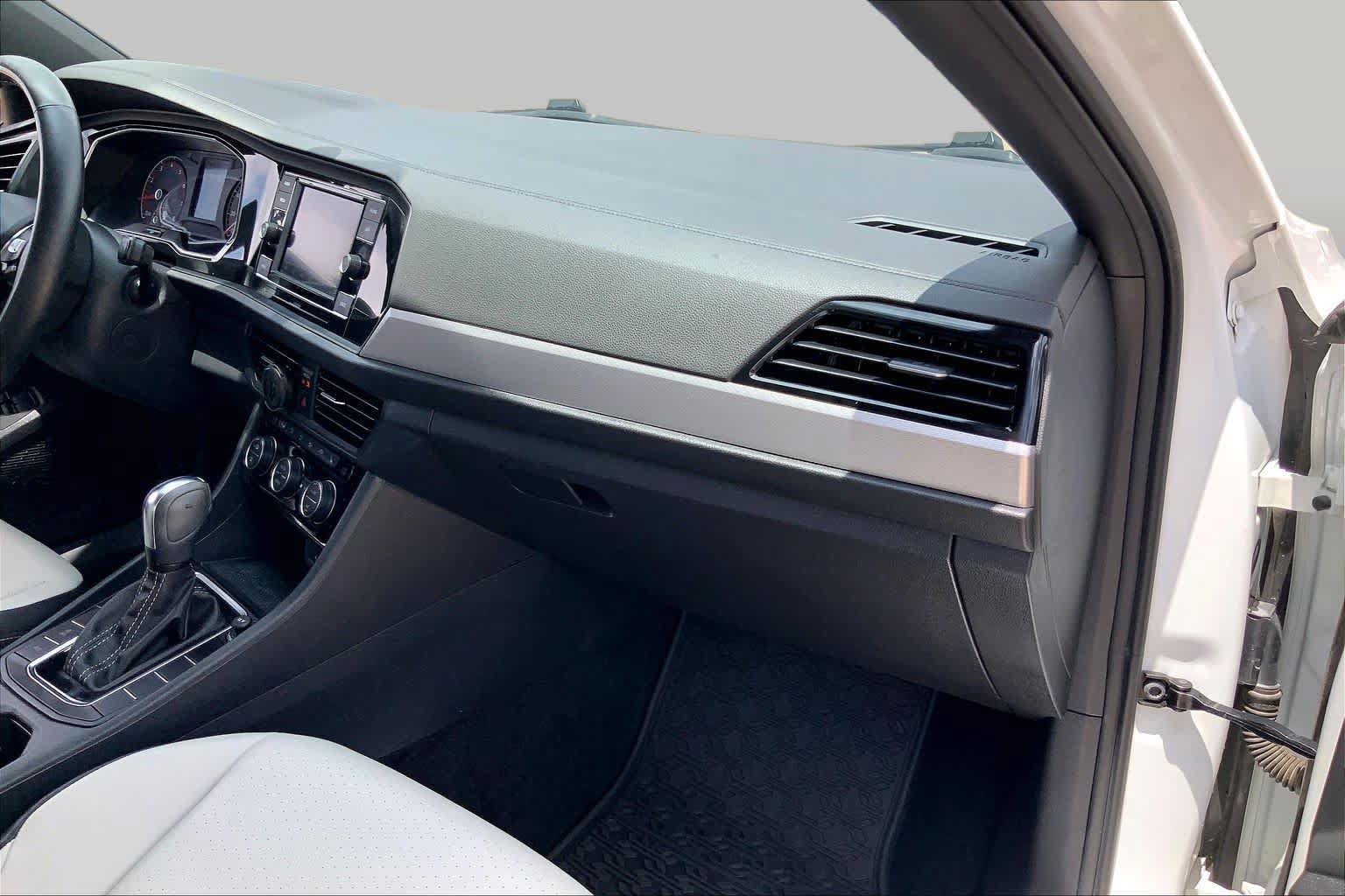 Used 2021 Volkswagen Jetta R-Line FWD image 19