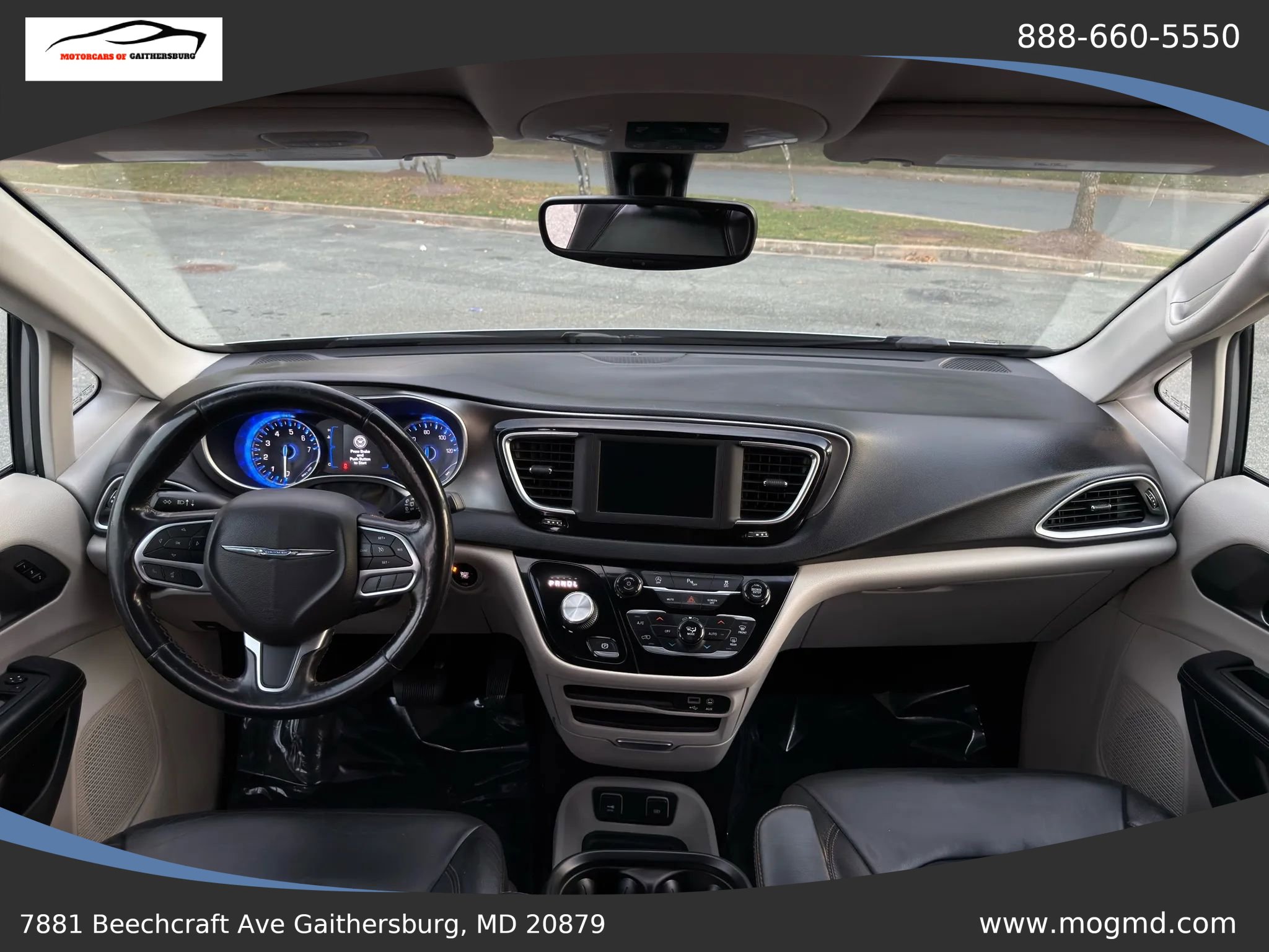 Used 2020 Chrysler Pacifica Touring-L image 34