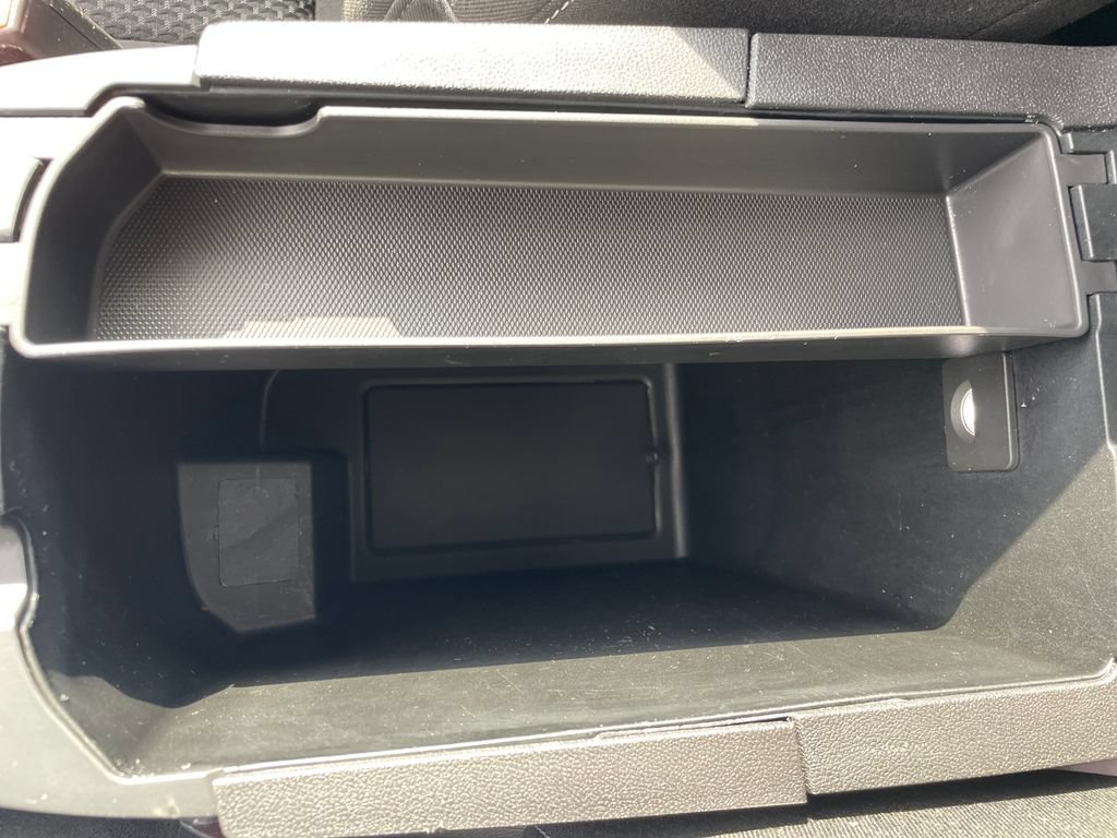 Used 2024 GMC Terrain SLE w/ LPO, Floor Liner Package FWD image 19