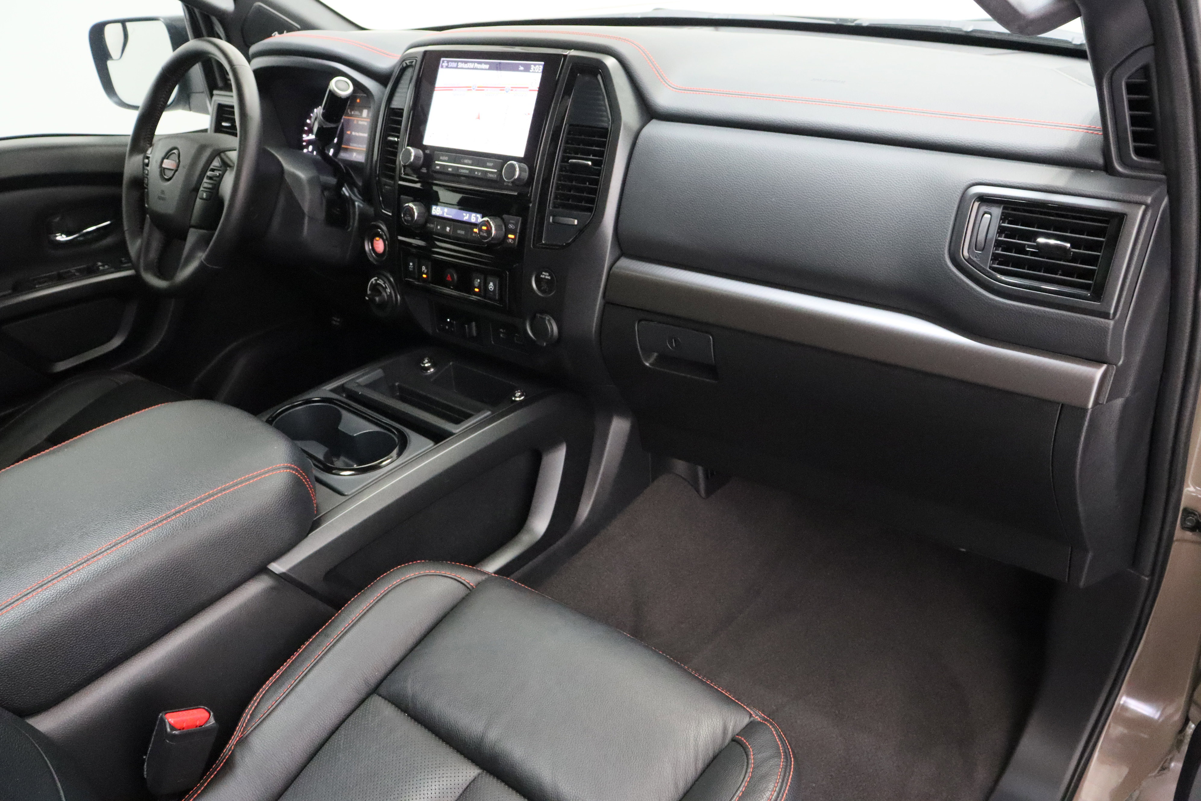 Used 2022 Nissan Titan PRO-4X w/ Pro-4x Convenience Package image 40