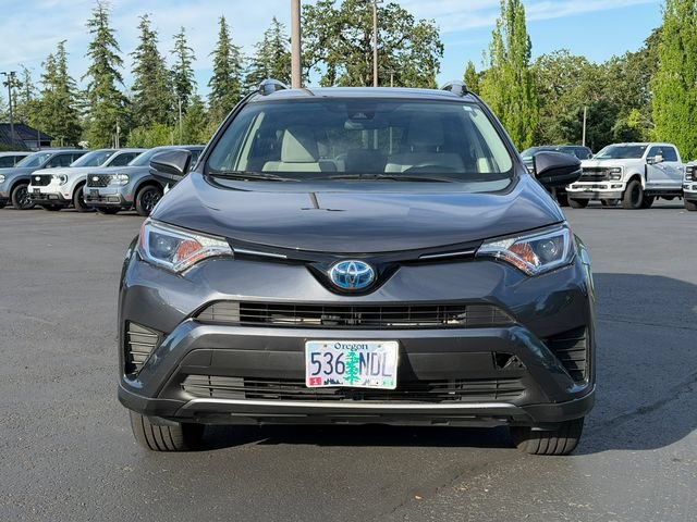 Used 2018 Toyota RAV4 LE AWD/4WD image 9