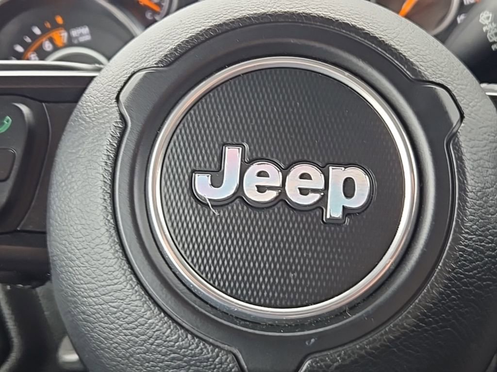 Used 2020 Jeep Wrangler Unlimited Sport S image 35