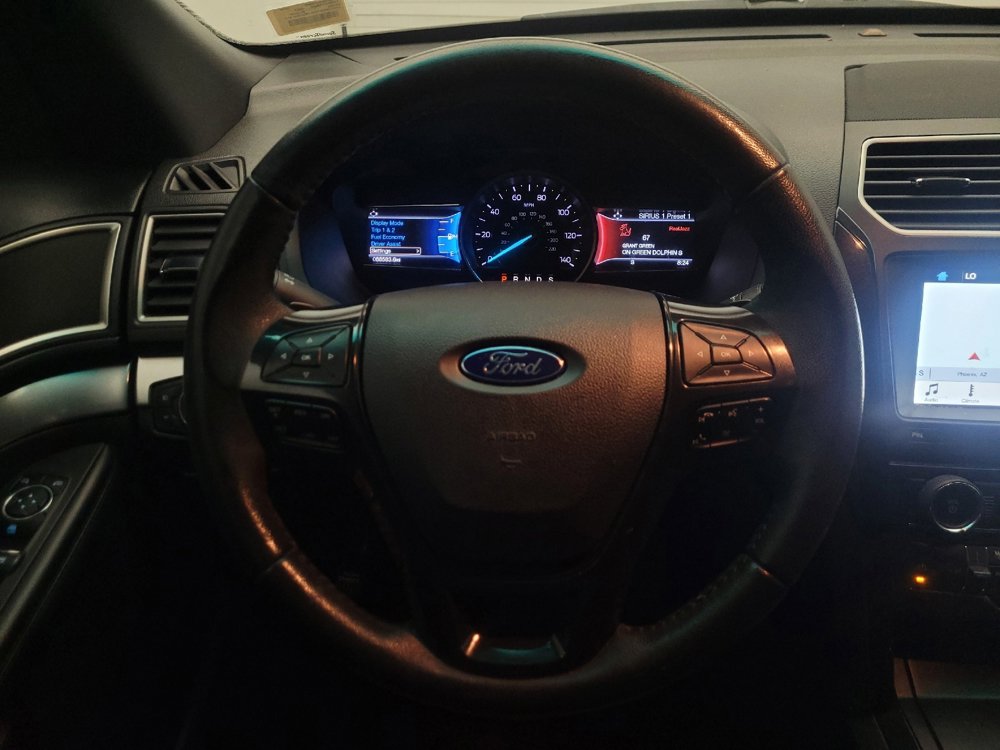 Used 2017 Ford Explorer XLT w/ Equipment Group 202A image 22