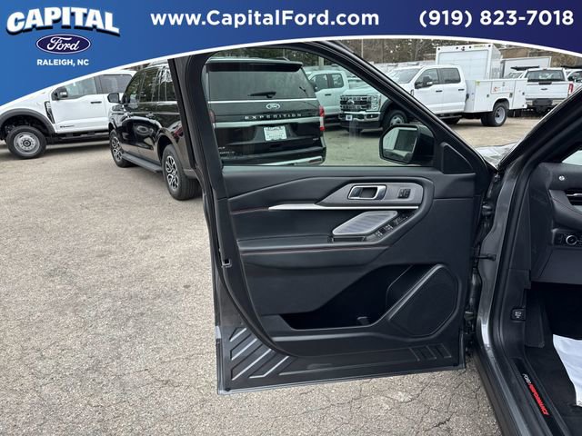 Certified 2025 Ford Explorer ST w/ Sun And Sound Package image 19