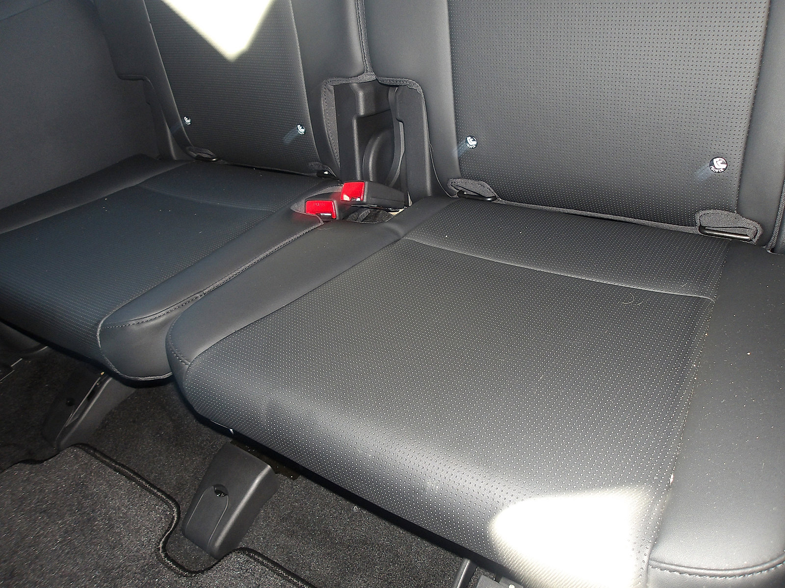 Used 2025 Hyundai Santa Fe Calligraphy image 13