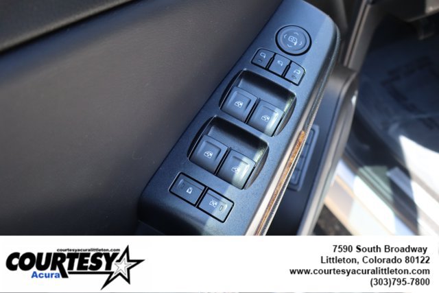 Used 2019 Chevrolet Tahoe Premier AWD/4WD image 24