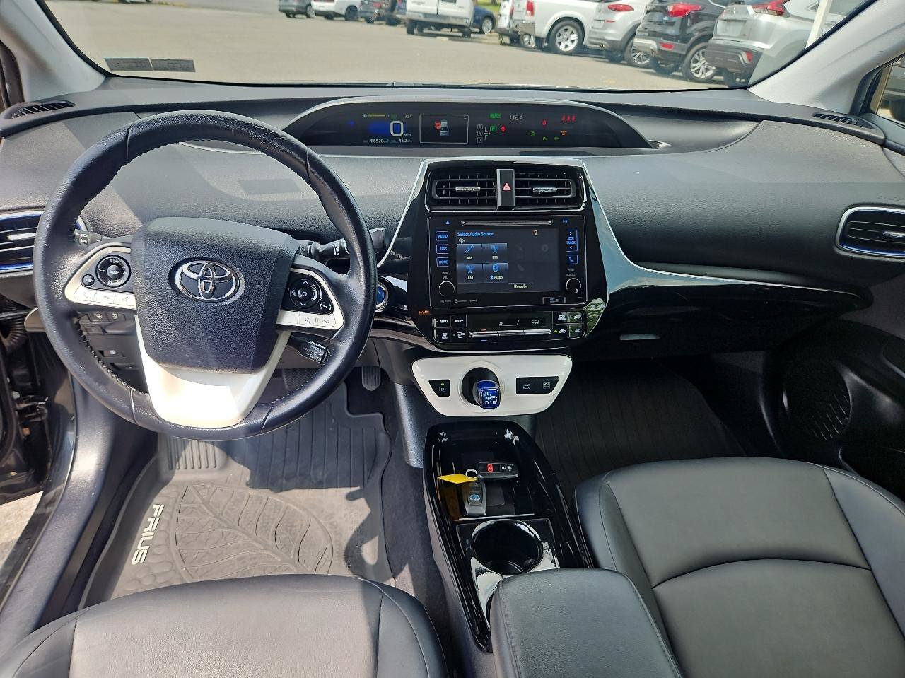 Used 2017 Toyota Prius Three Touring FWD image 21