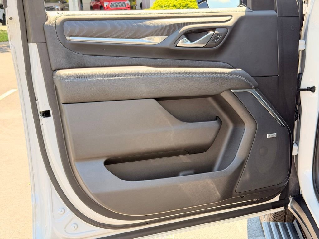 Used 2022 GMC Yukon Denali AWD/4WD image 27