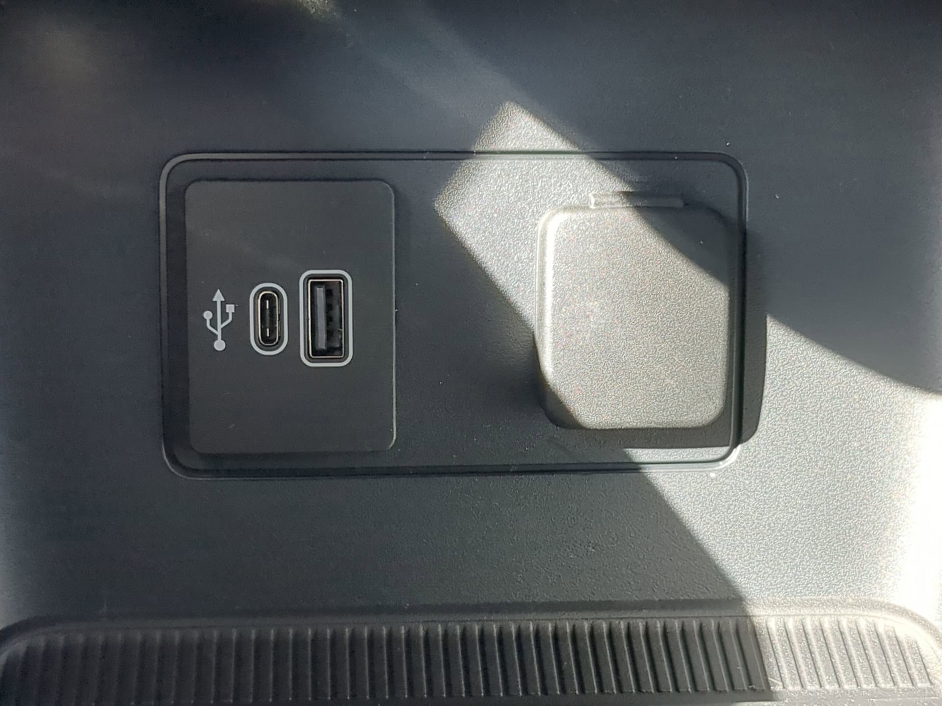 New 2026 Ford Explorer ST-Line image 58