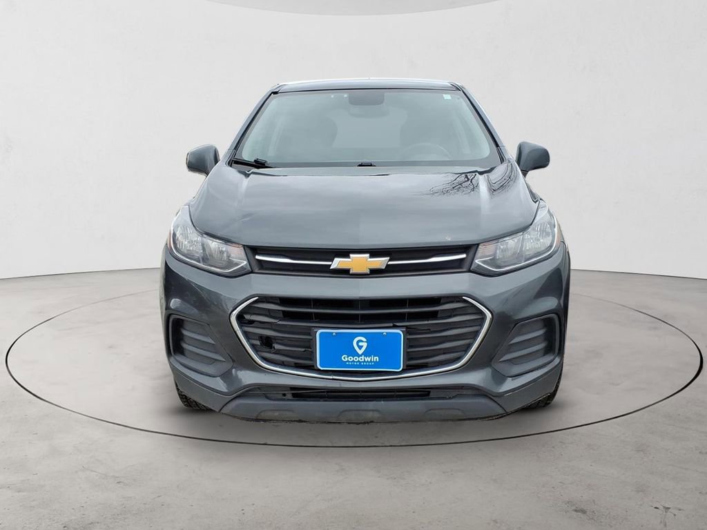Used 2019 Chevrolet Trax LS w/ Tint and Cruise Package image 3