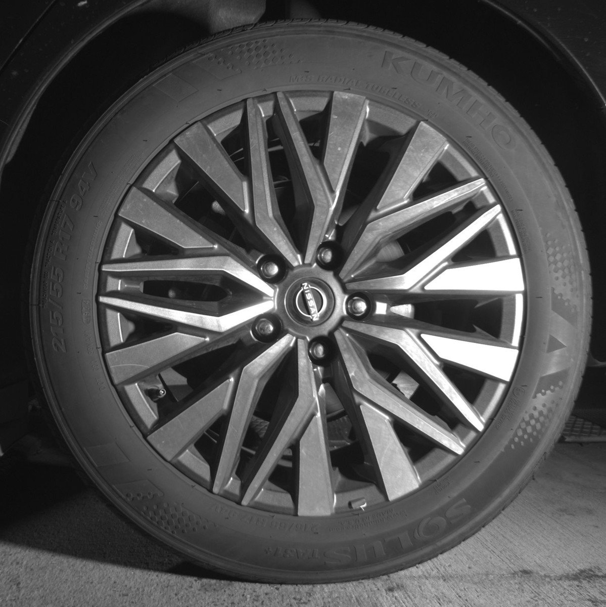 Used 2025 Nissan Altima 2.5 SV image 14