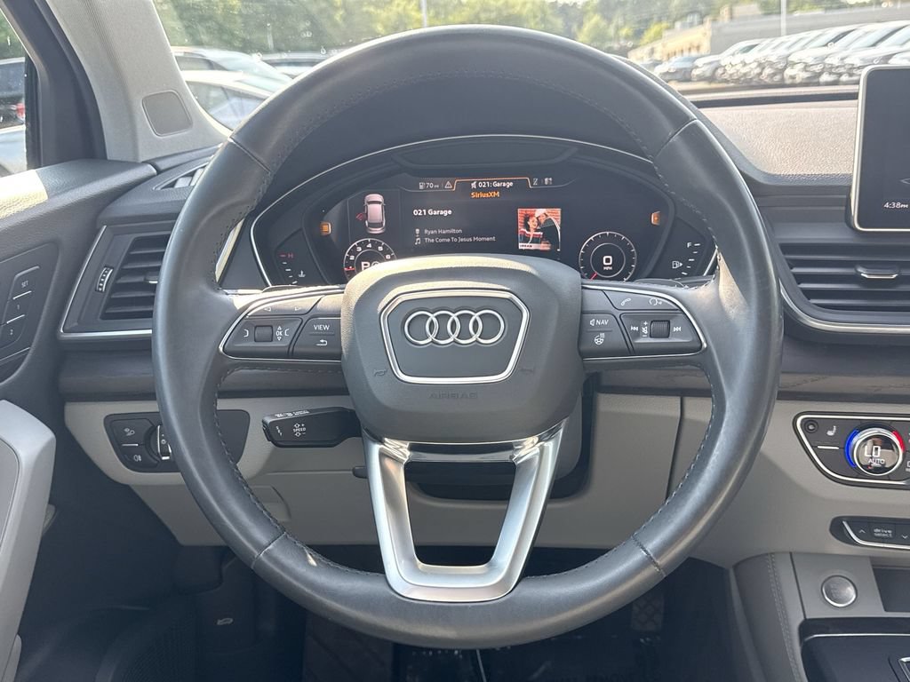 Used 2020 Audi Q5 2.0T Premium Plus w/ Premium Plus Package AWD/4WD image 11