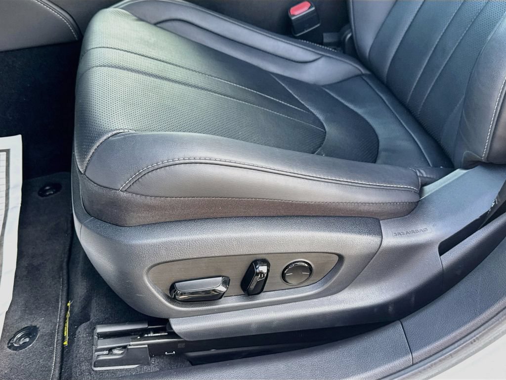 Used 2023 Lexus ES 300h F Sport w/ Accessory Package (Z1) FWD image 18