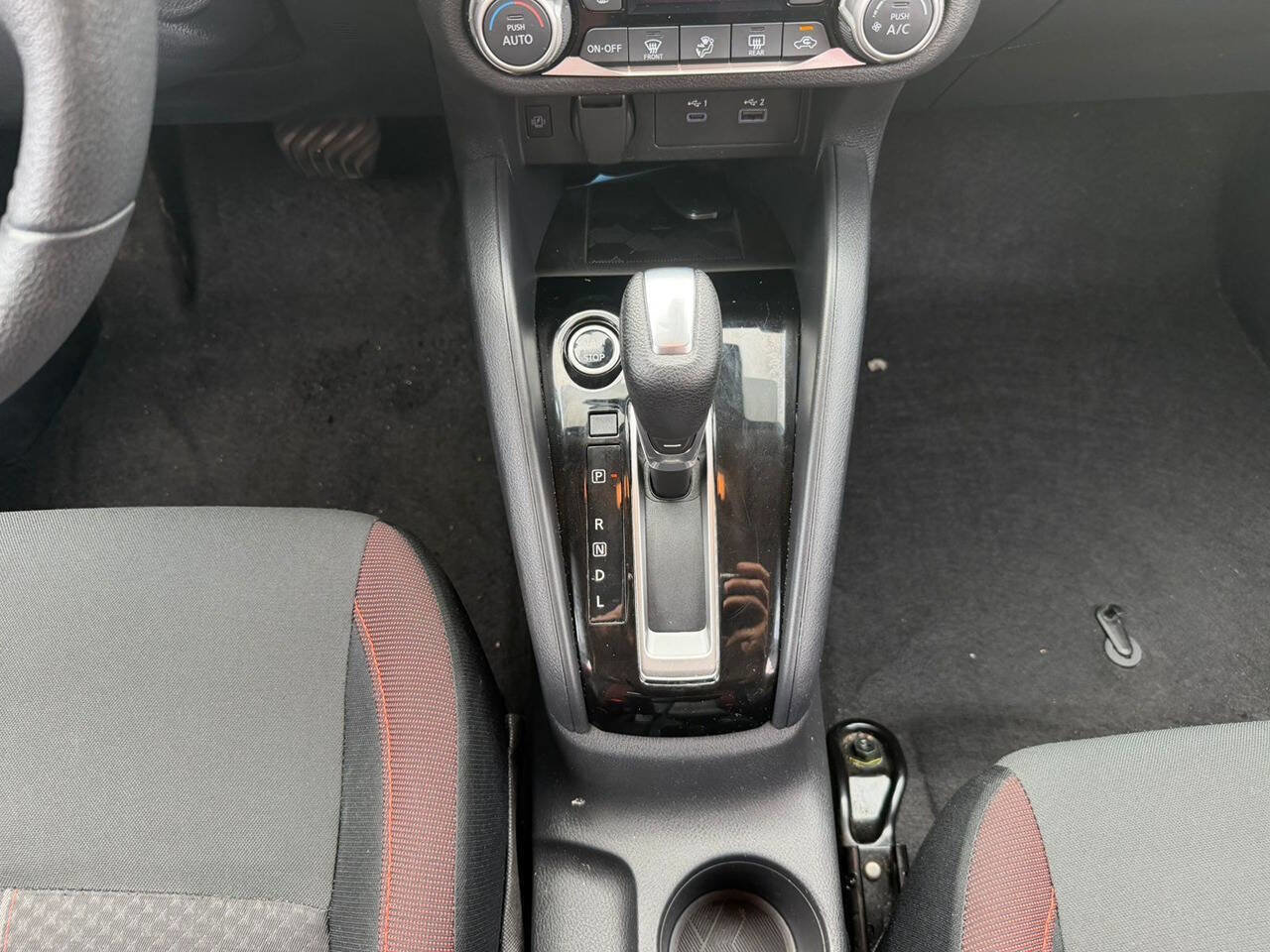 Used 2024 Nissan Versa SR image 14