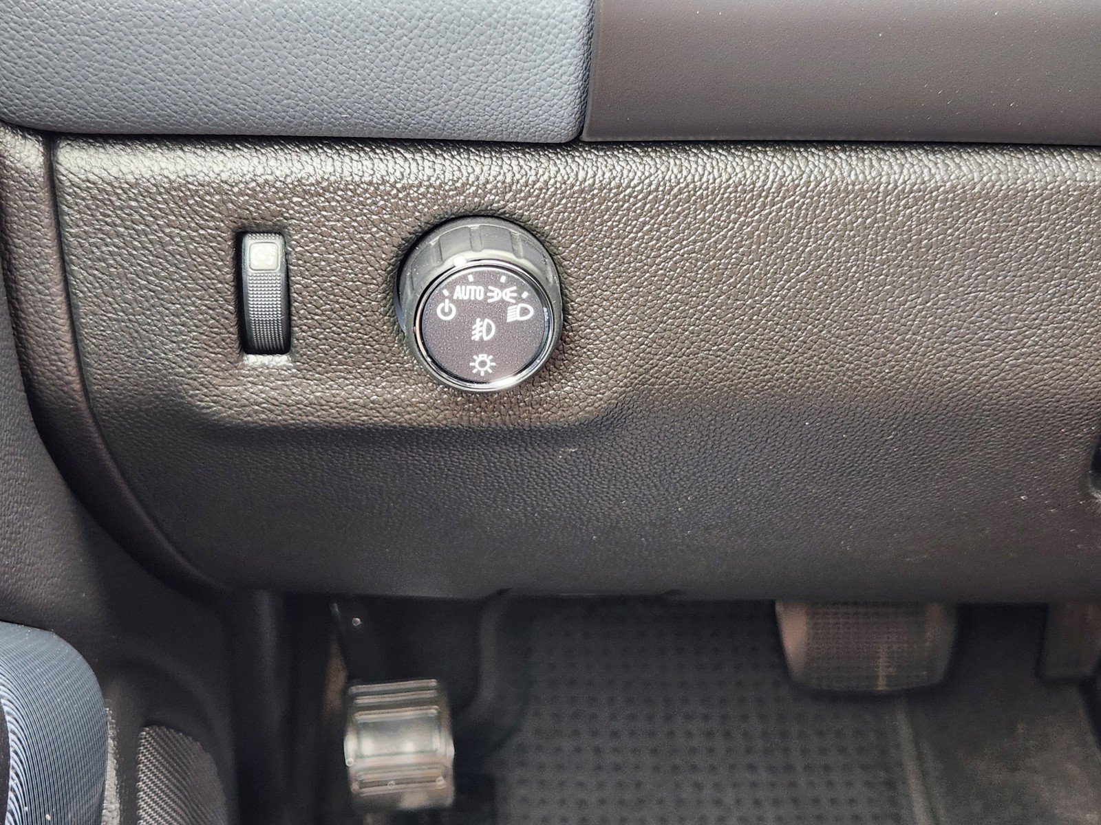 Used 2021 Chevrolet Colorado Z71 image 17