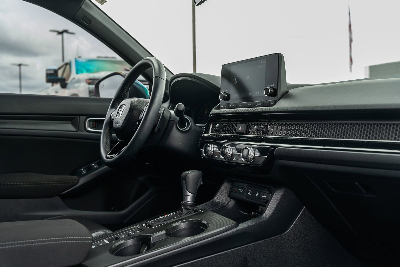 Used 2025 Honda Civic Sport image 13