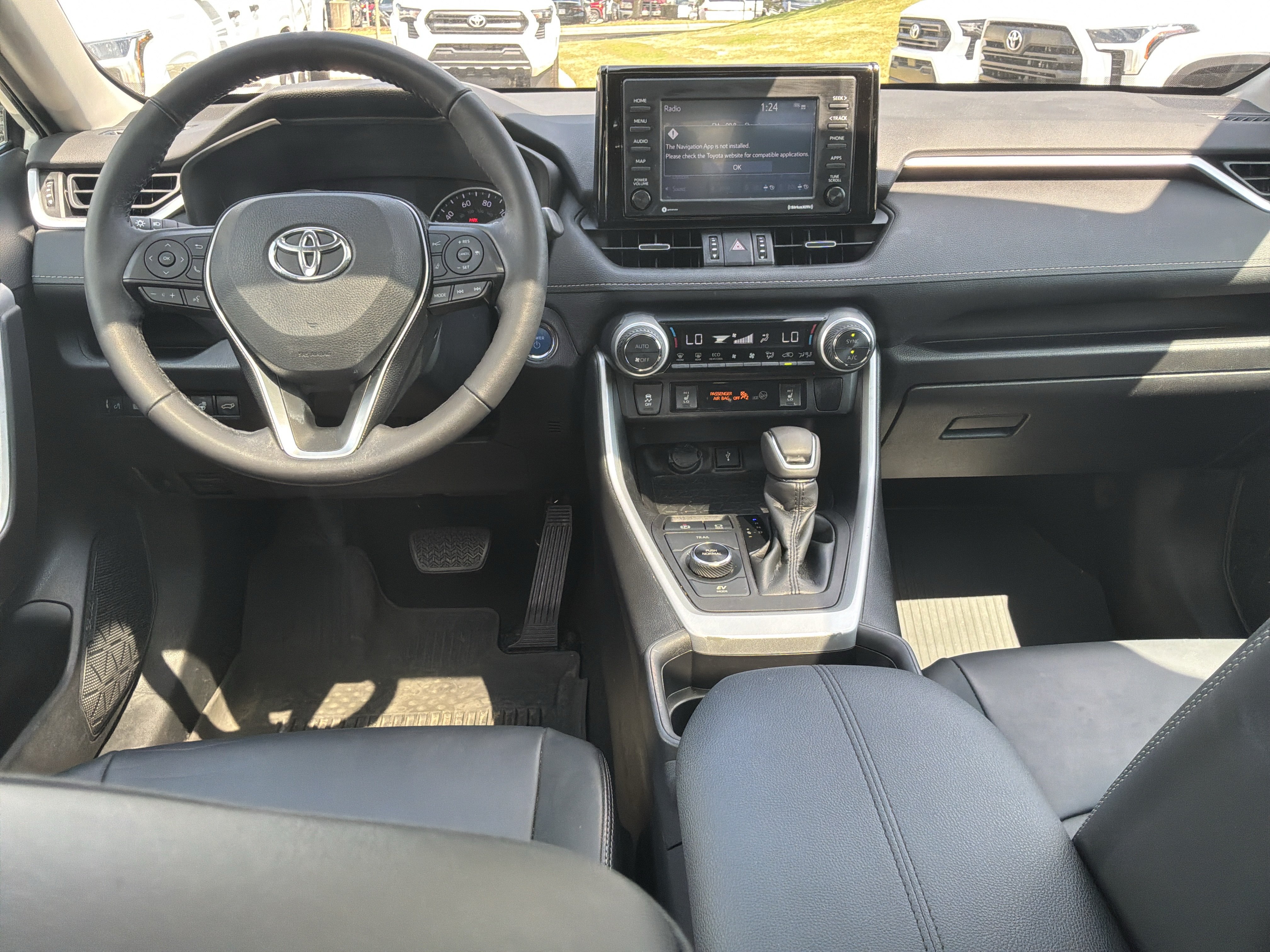 Used 2021 Toyota RAV4 XLE Premium AWD/4WD image 29