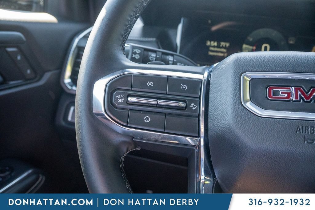 Used 2025 GMC Acadia Elevation AWD/4WD image 10