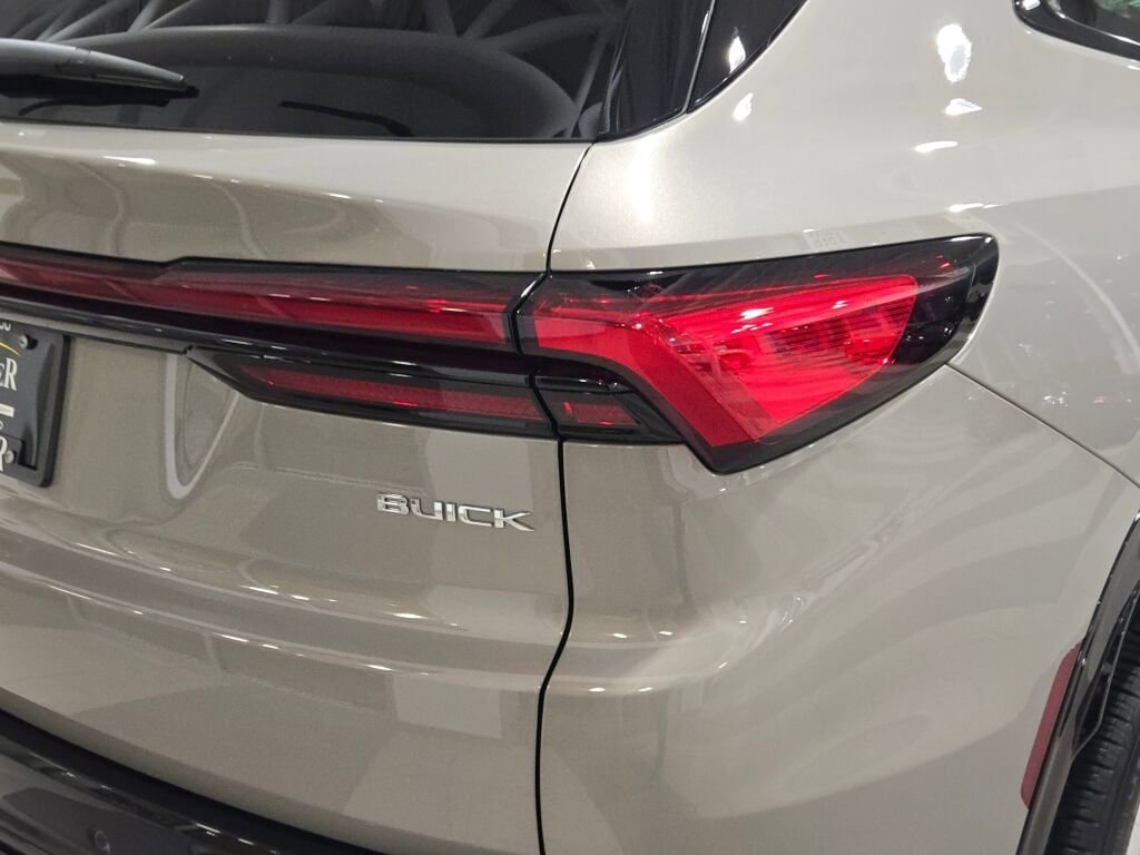 New 2026 Buick Enclave Sport Touring w/ LPO, Floor Liner Package image 14